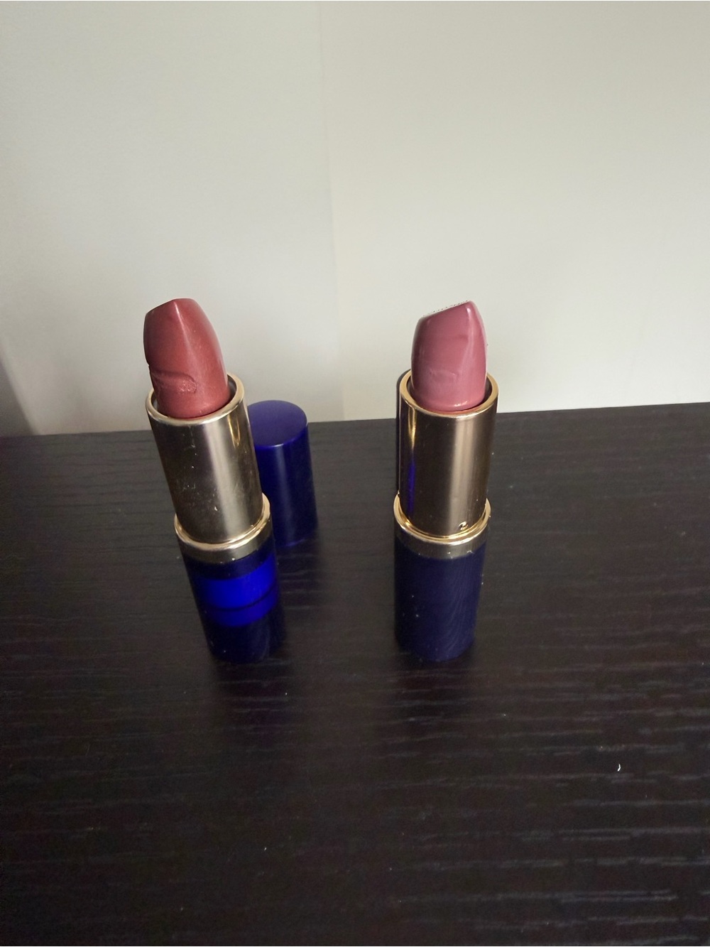 Estée Lauder lipsticks